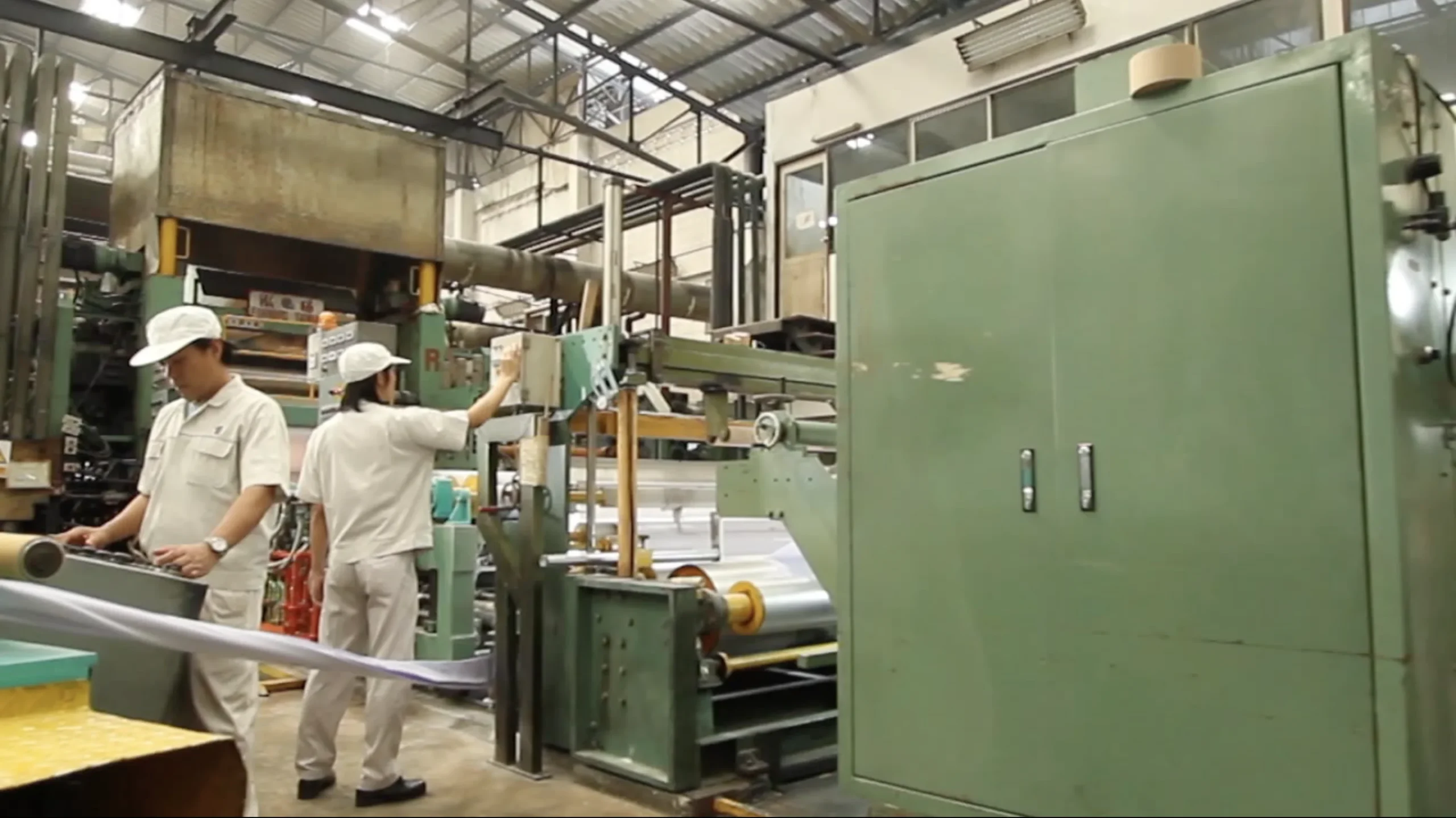 ผู้ผลิตหนังเทียม PVC ครบวงจร
